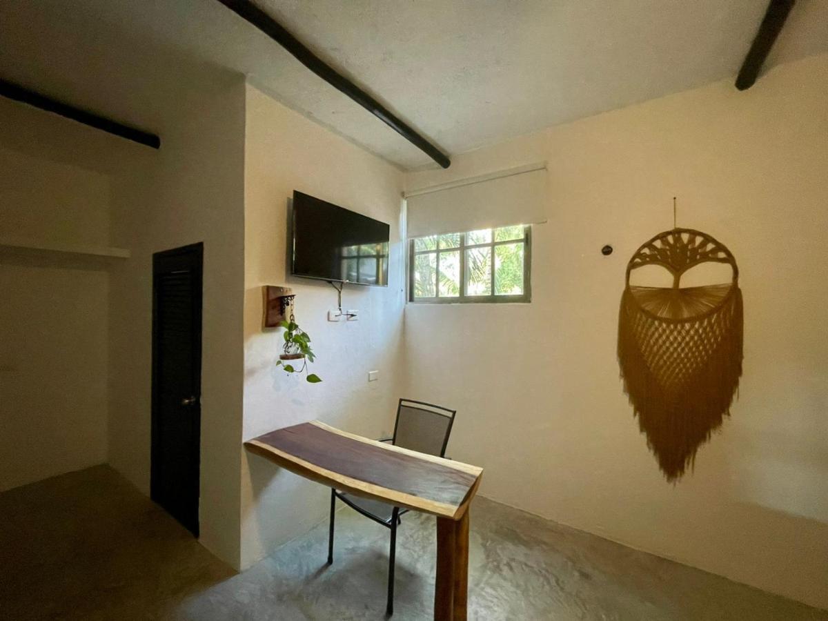 Mio Tulum Hotel Boutique المظهر الخارجي الصورة A dreamcatcher in a hotel in Tulum, Mexico